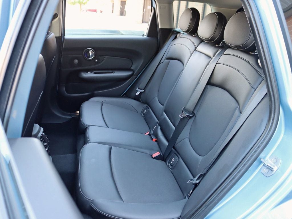 2017 Mini Clubman Base photo 19