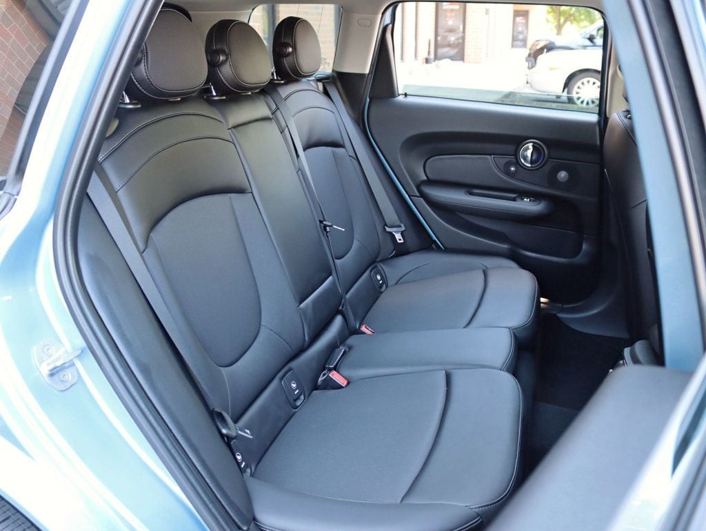 2017 Mini Clubman Base photo 20