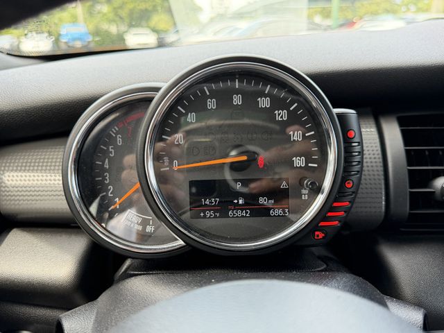 2017 MINI Cooper Convertible  - 23068104 - 9