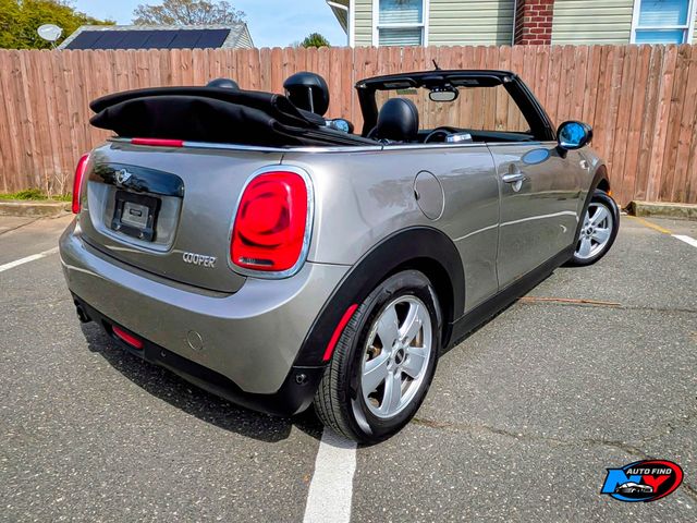2017 MINI Cooper Convertible CLEAN CARFAX, CONVERTIBLE, NAVIGATION, HEATED SEATS, PREMIUM PKG - 23009259 - 4