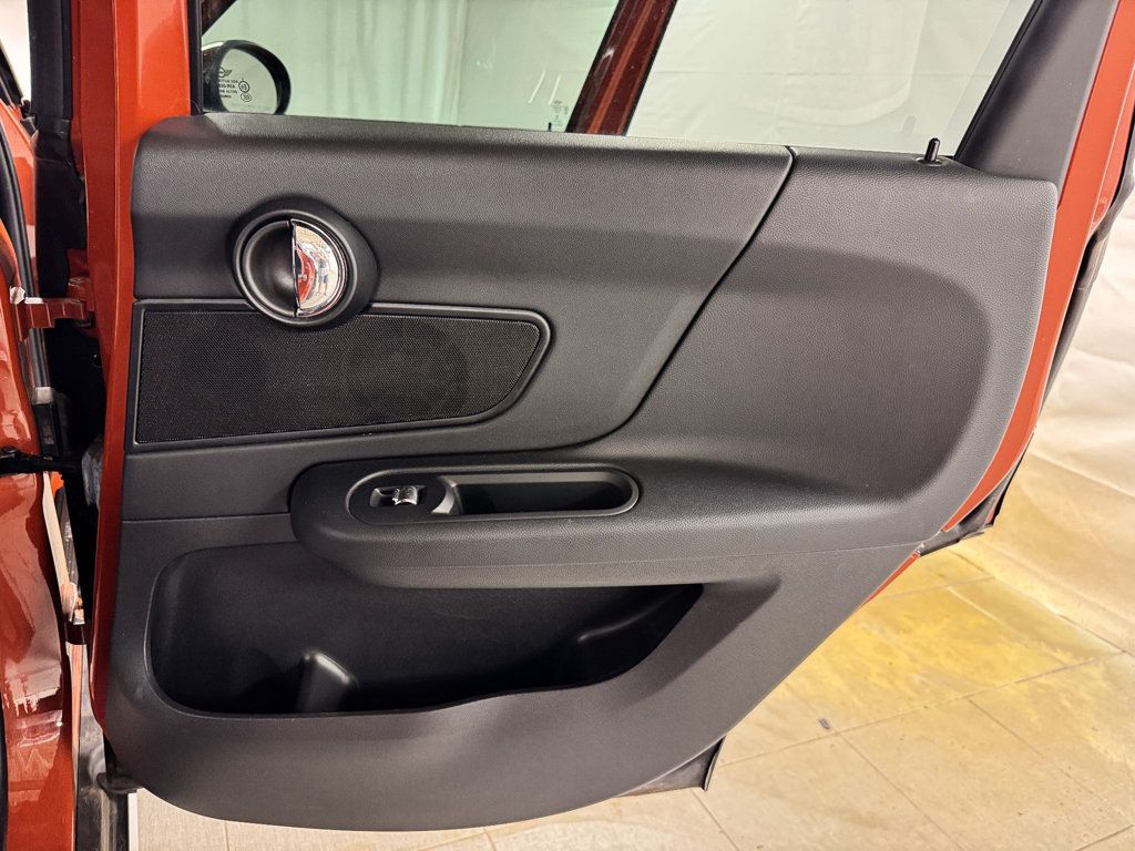 2017 MINI Cooper Countryman ALL 4 AWD - 23018420 - 16