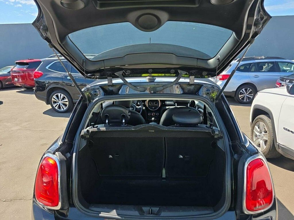 Mini Cooper photo 13