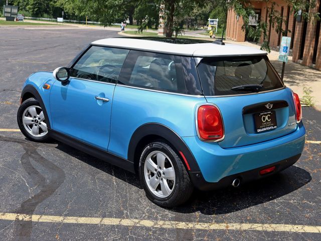 2017 MINI Cooper Hardtop 2 Door Premium / Cold Weather Package - 23056103 - 9