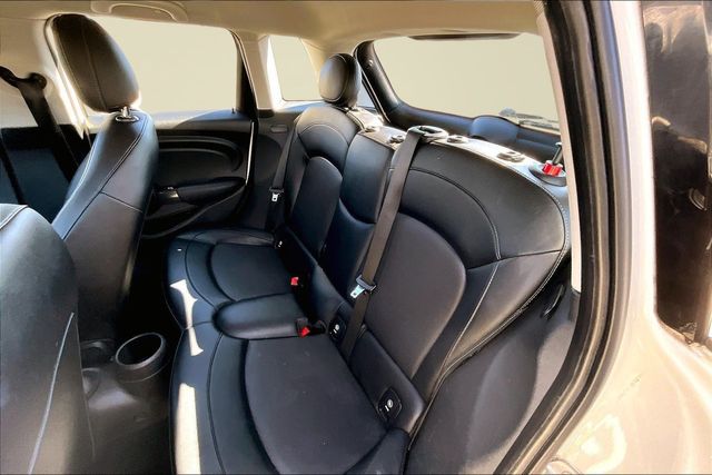 2017 MINI Cooper Hardtop 4 Door   - 22992071 - 16