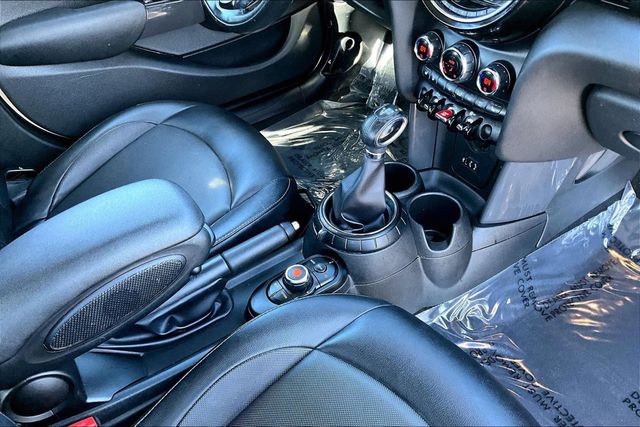 2017 MINI Cooper Hardtop 4 Door   - 22992071 - 26