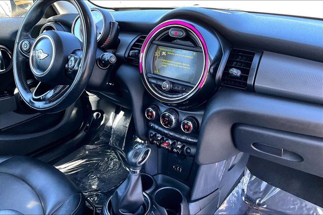 2017 MINI Cooper Hardtop 4 Door   - 22992071 - 27