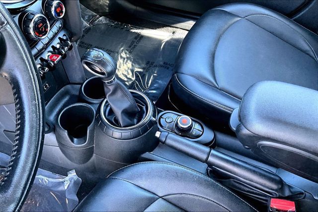 2017 MINI Cooper Hardtop 4 Door   - 22992071 - 28