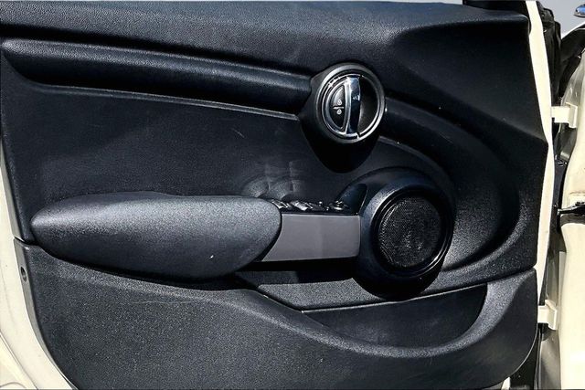 2017 MINI Cooper Hardtop 4 Door   - 22992071 - 8