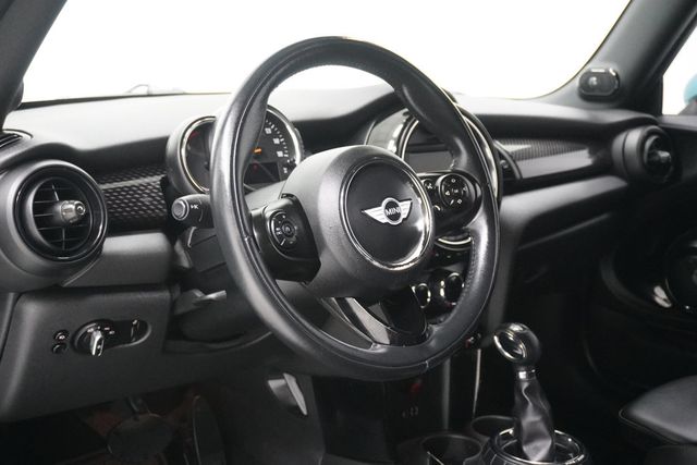 2017 MINI Cooper S Convertible   - 22946113 - 11