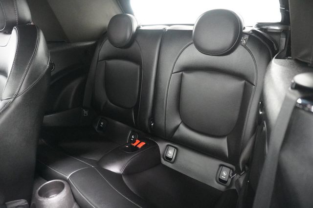 2017 MINI Cooper S Convertible   - 22946113 - 14