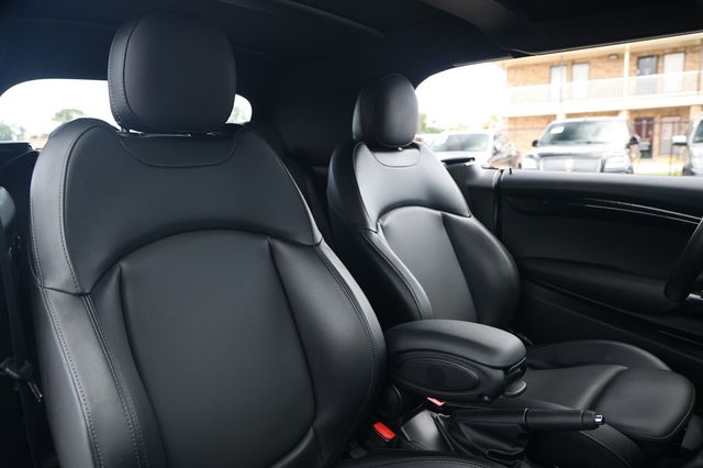 2017 MINI Cooper S Convertible  - 23054831 - 18