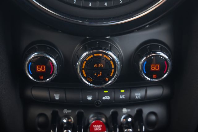 2017 MINI Cooper S Convertible  - 23054831 - 31