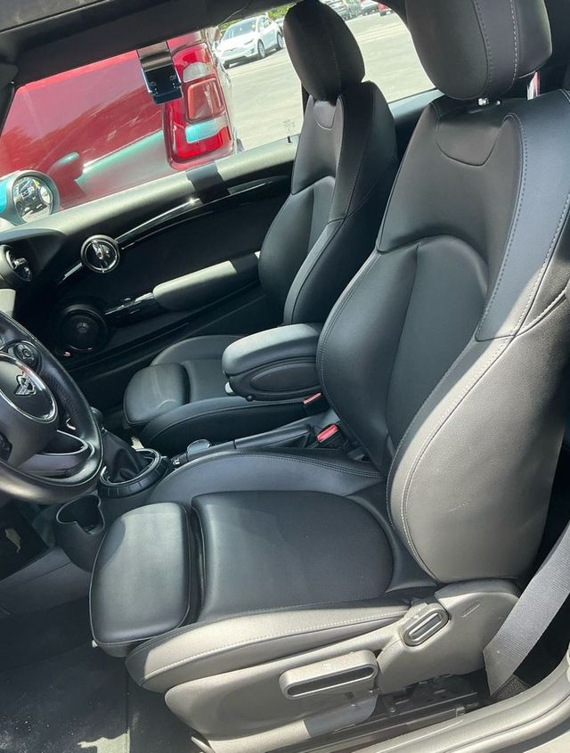2017 MINI Cooper S Convertible  - 23054831 - 4