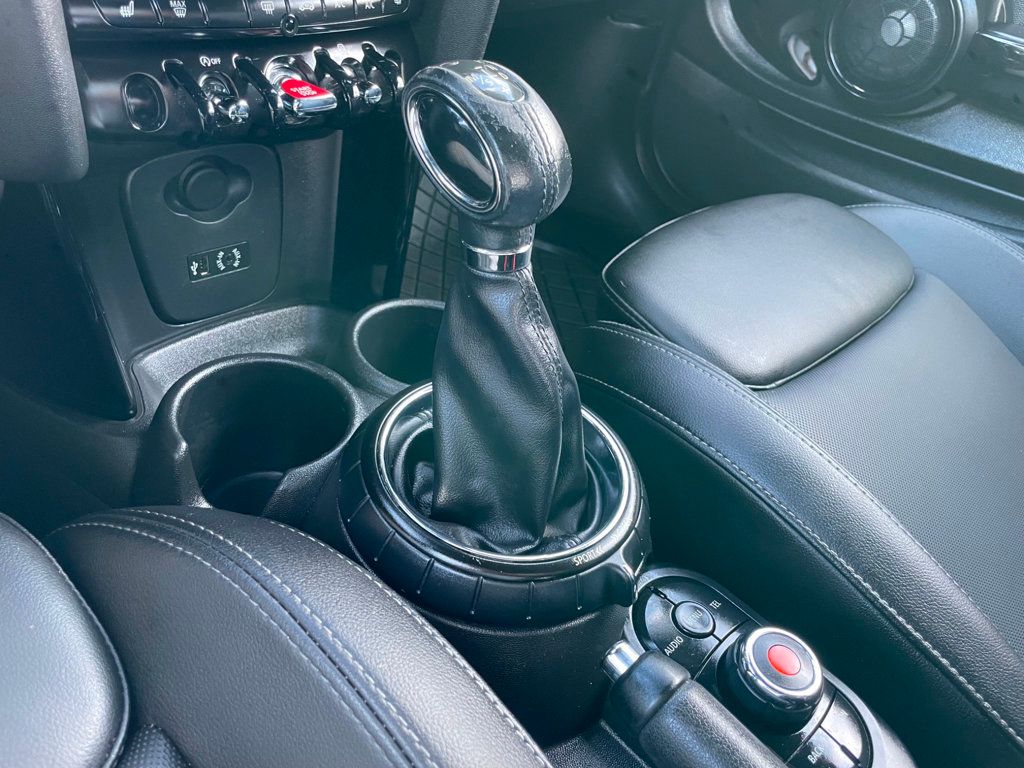 2017 Mini Cooper S Convertible photo 27