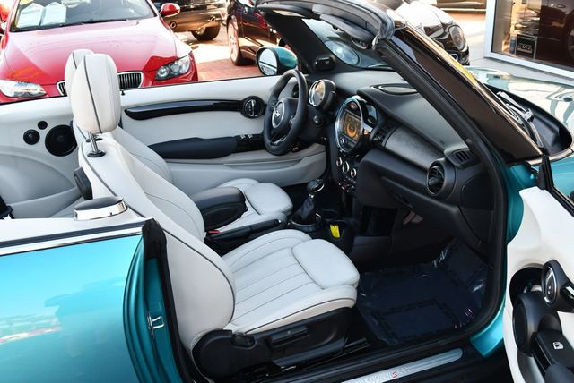 2017 MINI Cooper S Convertible W/Premium Package - 22990080 - 18