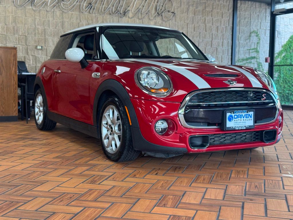 2017 Mini Cooper S Hardtop 2 Door photo 4