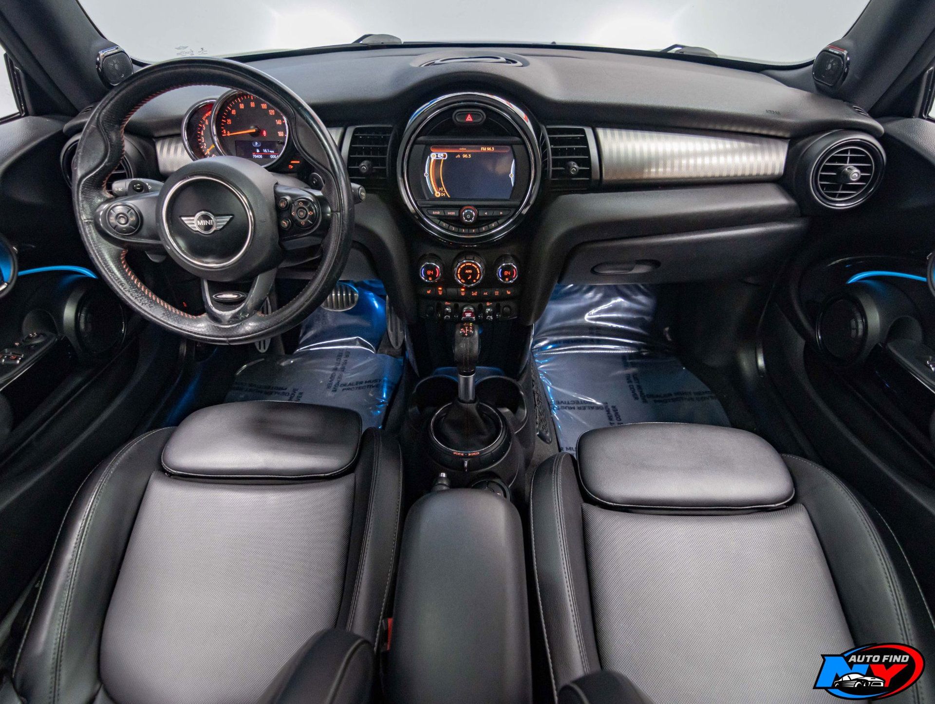 2017 Mini Cooper S Hardtop 2 Door photo 2