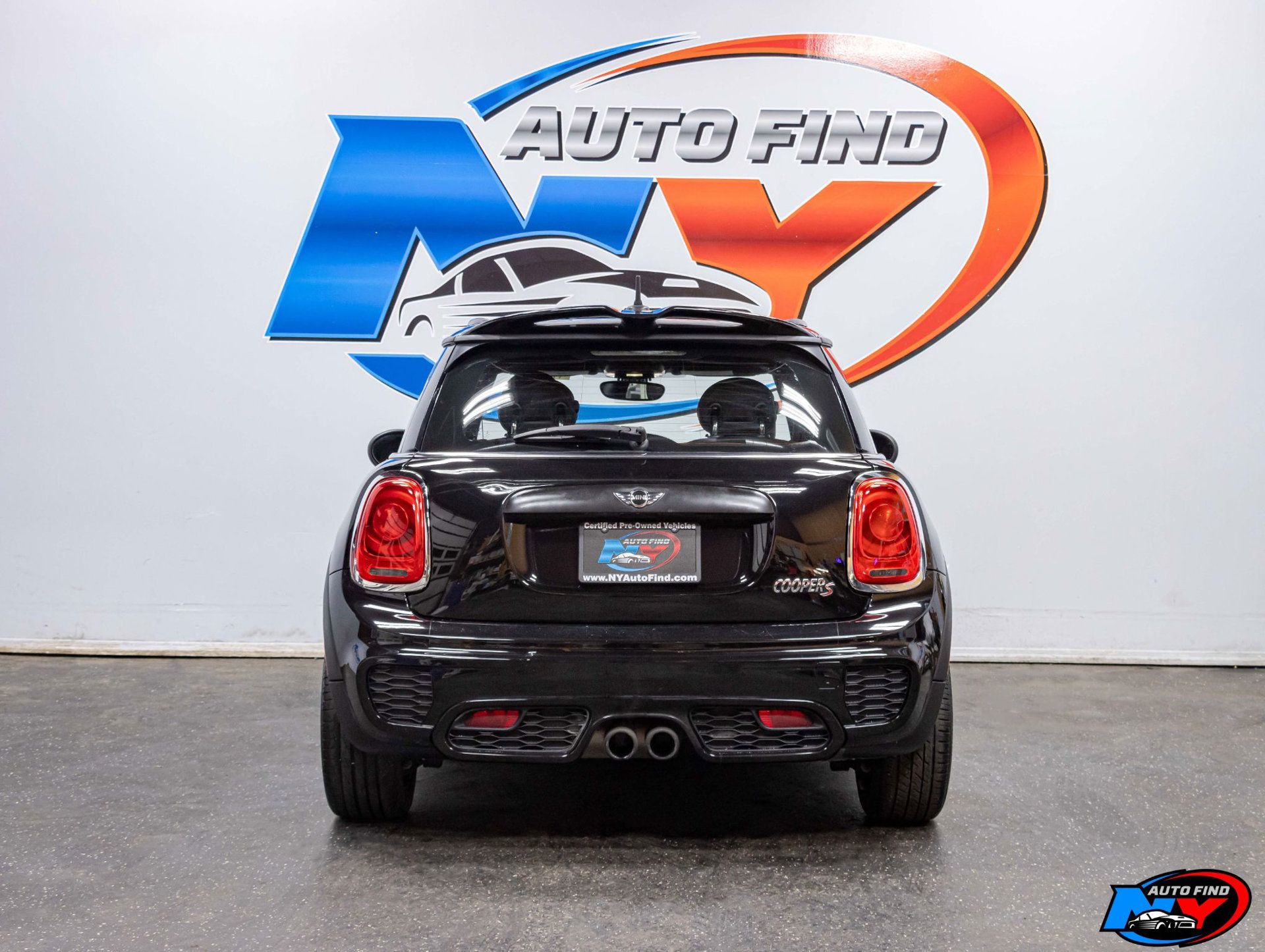 2017 Mini Cooper S Hardtop 2 Door photo 4