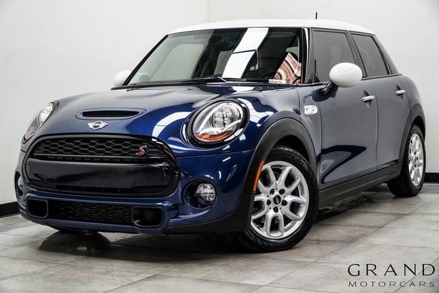 2017 MINI Cooper