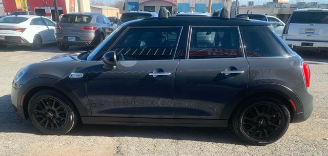 2017 MINI Cooper S Hardtop 4 Door   - 22961390 - 17