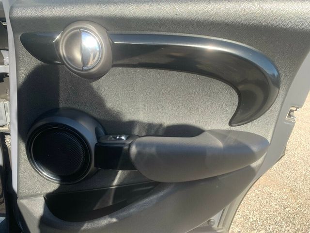 2017 MINI Cooper S Hardtop 4 Door   - 22961390 - 24