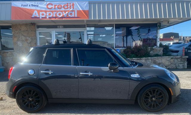 2017 MINI Cooper S Hardtop 4 Door   - 22961390 - 29