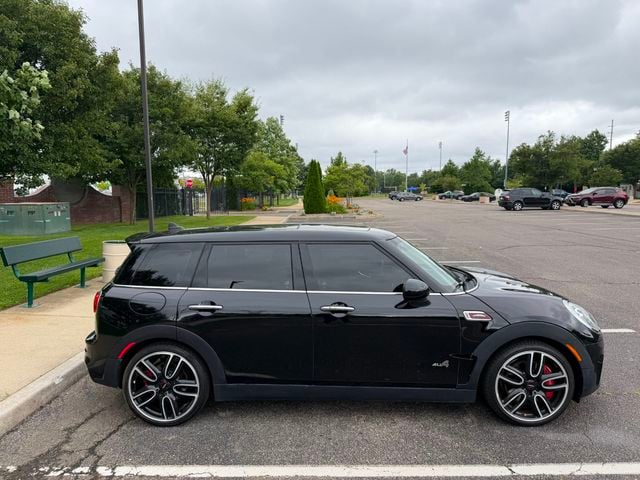 2017 MINI John Cooper Works JCW, CLUBMAN, CARFAX, AWD, 6-SP MAN, PAN SUNROOF, HEATED SEATS - 23049847 - 12