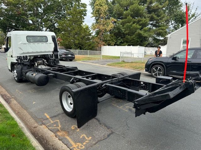 2017 Mitsubishi FE180  17 FOOT CAB N CHASSIS NON CDL MULTIPLE USES OTHERS IN STOCK - 22614288 - 3