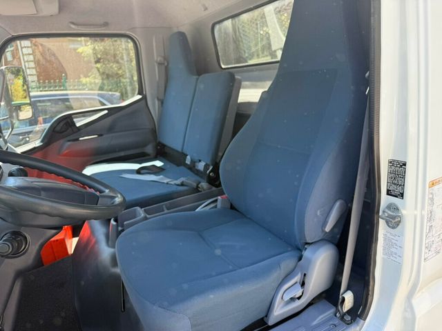 2017 Mitsubishi FUSO FEC92S FLATBED LOW MILES READY TO WORK - 22819517 - 17