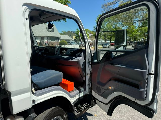 2017 Mitsubishi FUSO FEC92S FLATBED LOW MILES READY TO WORK - 22819517 - 22