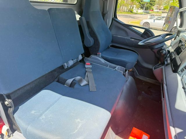 2017 Mitsubishi FUSO FEC92S FLATBED LOW MILES READY TO WORK - 22819517 - 25