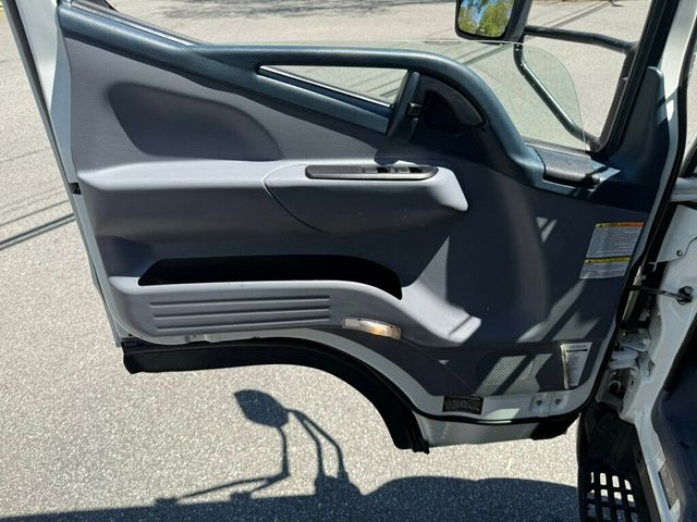 2017 Mitsubishi FUSO FEC92S FLATBED LOW MILES READY TO WORK - 22819517 - 30