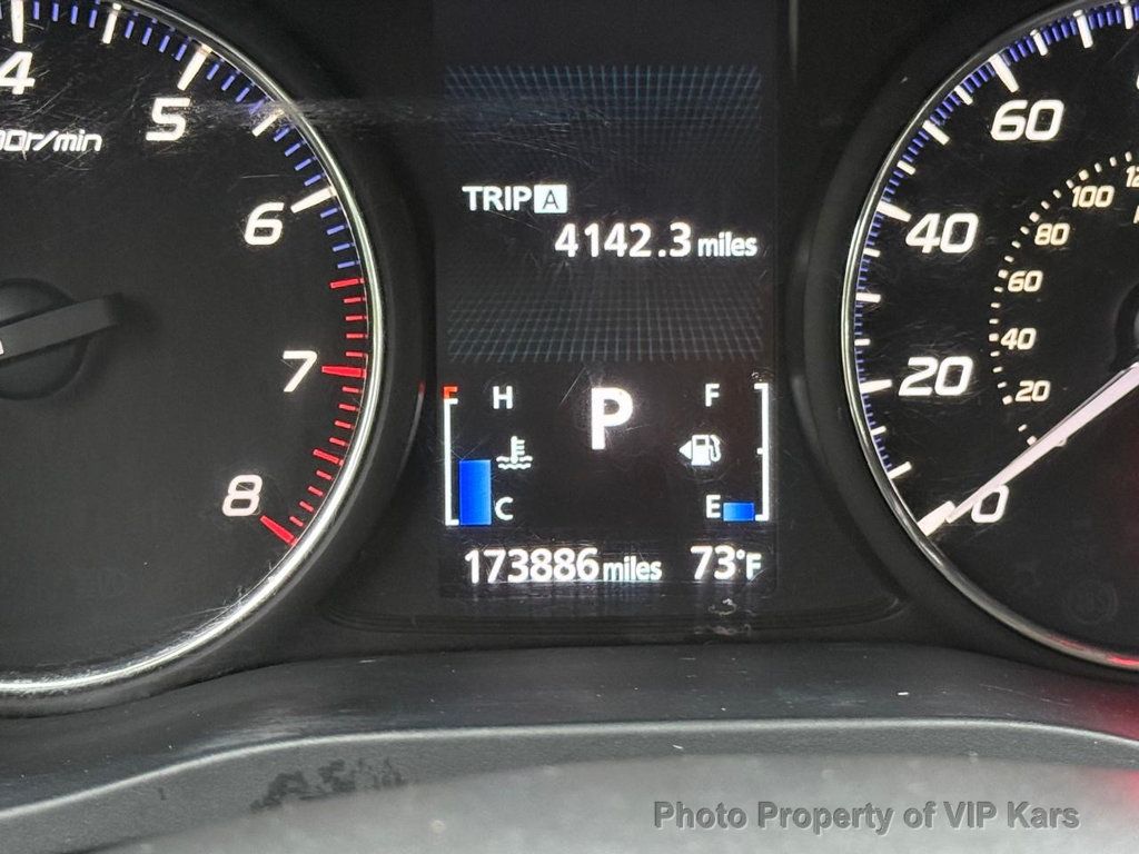 2017 Mitsubishi Outlander ES FWD - 23031845 - 19