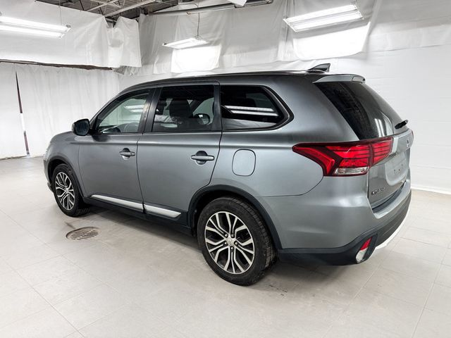 2017 Mitsubishi Outlander SE - 22990340 - 3