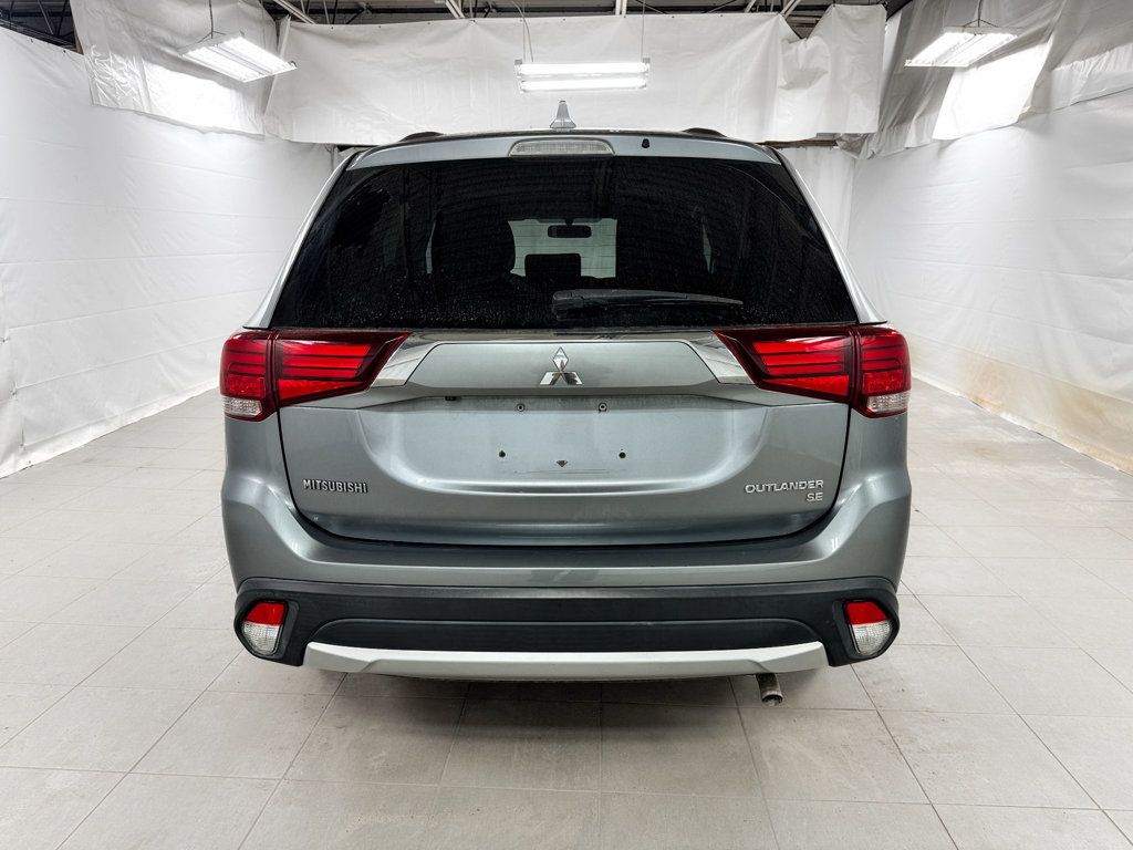 2017 Mitsubishi Outlander SE - 22990340 - 4