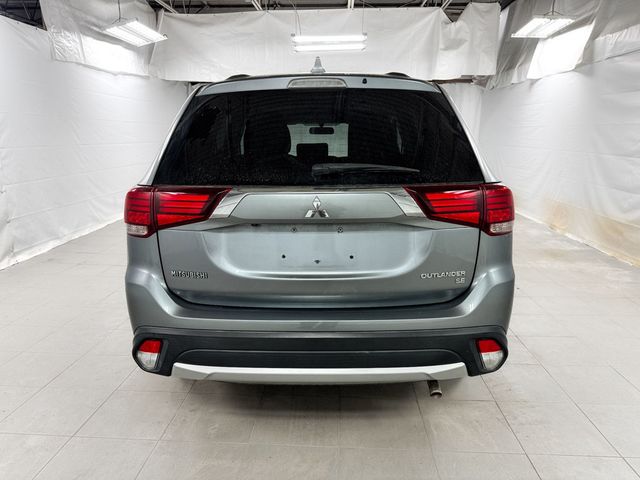 2017 Mitsubishi Outlander SE - 22990340 - 4