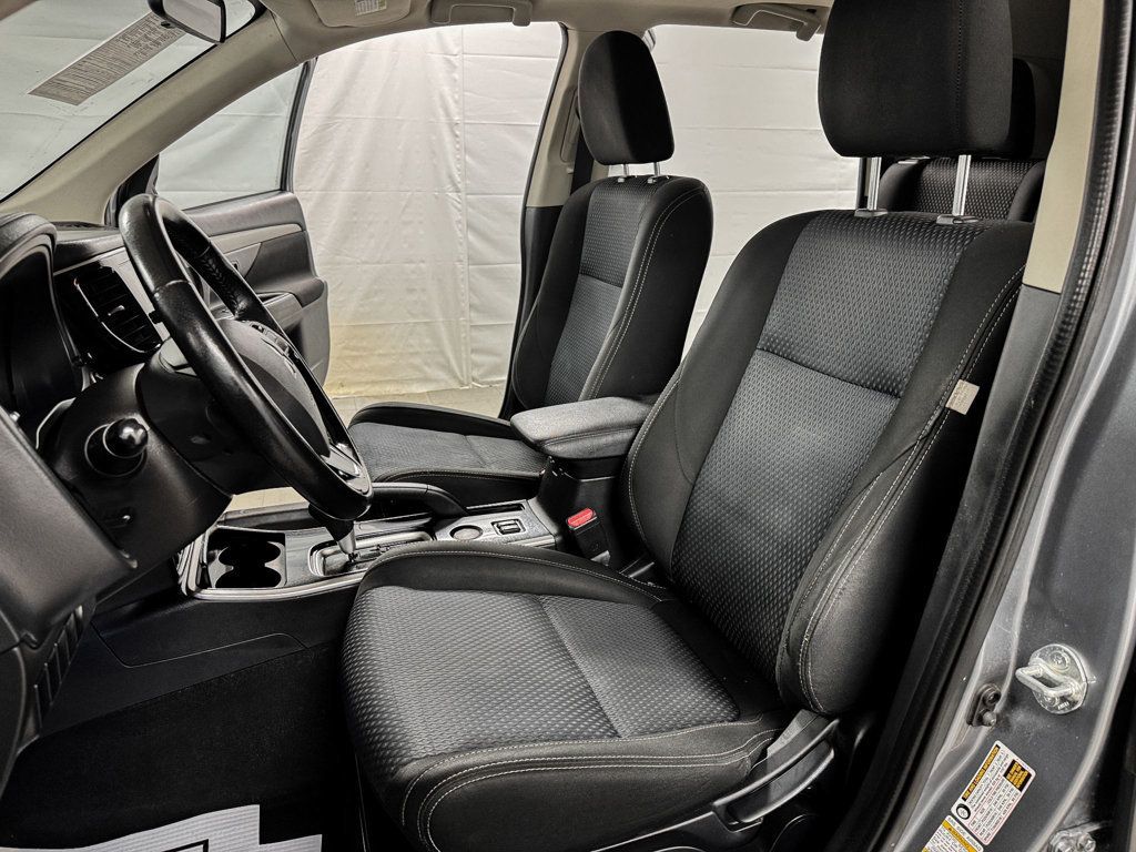 2017 Mitsubishi Outlander SE - 22990340 - 8