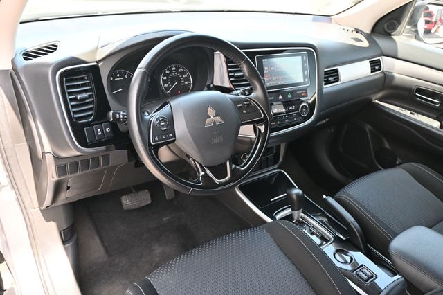 2017 Mitsubishi Outlander SE FWD - 23035888 - 8