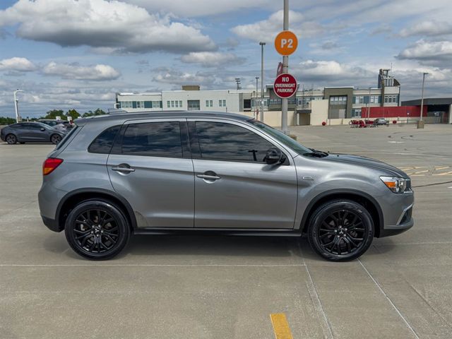 2017 Mitsubishi Outlander Sport ES - 22819225 - 6