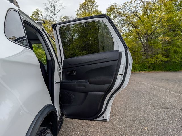 2017 Mitsubishi Outlander Sport ES 2.0 - 23024504 - 11