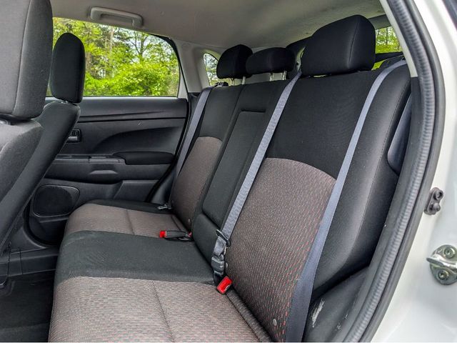 2017 Mitsubishi Outlander Sport ES 2.0 - 23024504 - 13