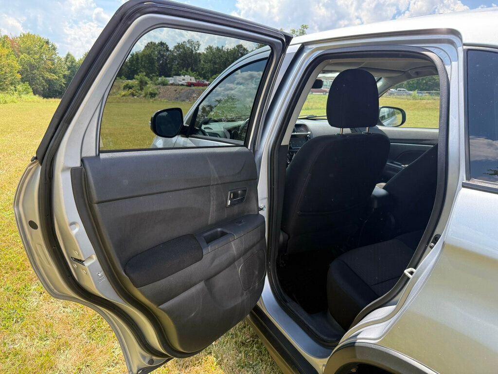 2017 Mitsubishi Outlander Sport photo 26