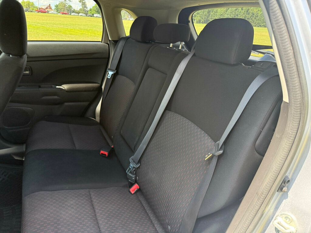 2017 Mitsubishi Outlander Sport photo 28