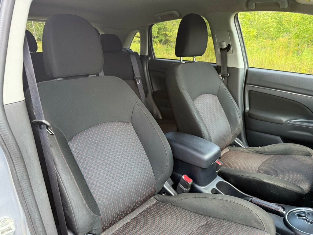 2017 Mitsubishi Outlander Sport photo 42