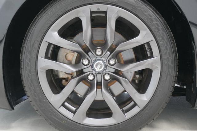 2017 Nissan 370Z Coupe Automatic - 22944361 - 16