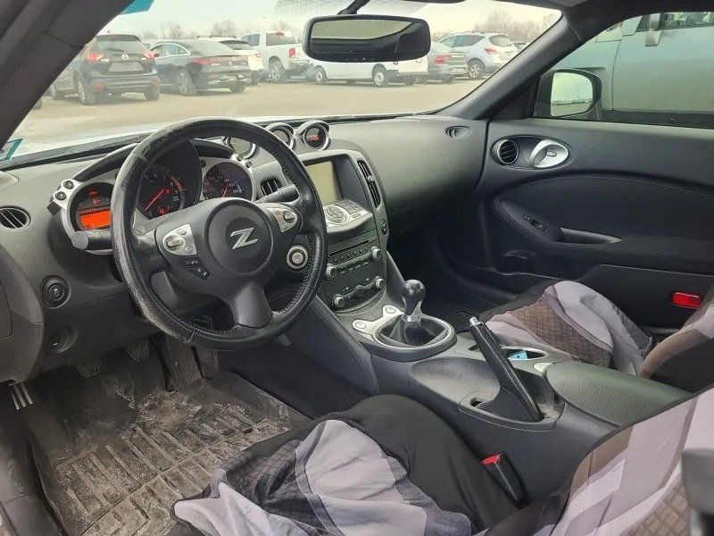 2017 Nissan 370Z Coupe Sport Tech Manual - 22979040 - 7