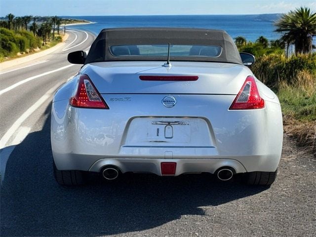 2017 Nissan 370Z Roadster Automatic - 22667532 - 6