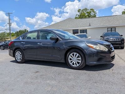 2017 Nissan Altima - 1N4AL3AP7HN319666