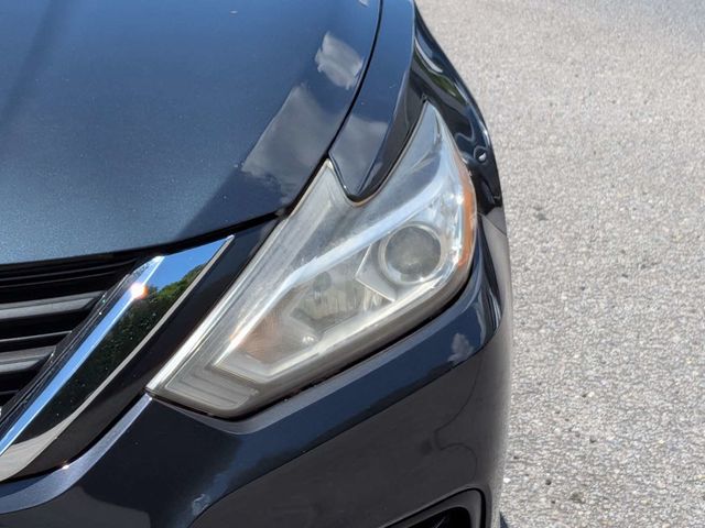 2017 Nissan Altima  - 23037809 - 9