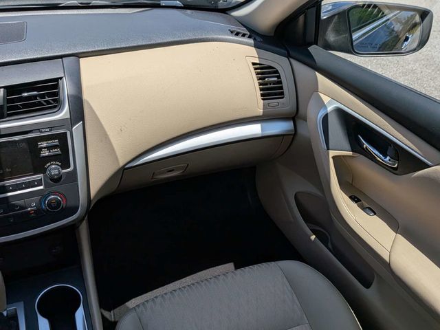2017 Nissan Altima  - 23037809 - 15